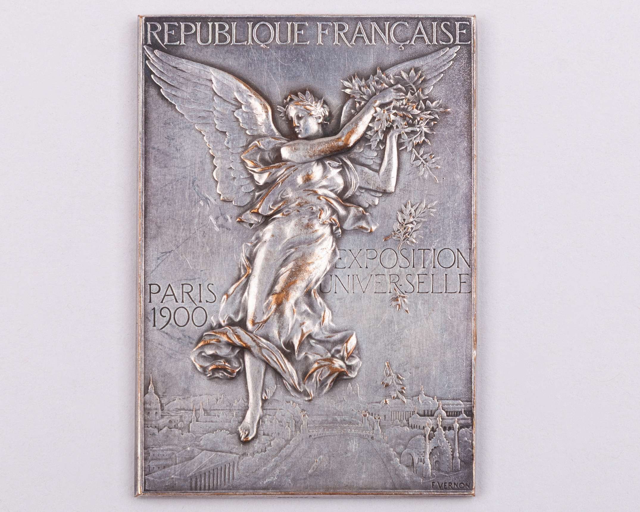 Paris 1900 Olympic Games presentation plaque, designed by F. Vernon - Image 2 of 4