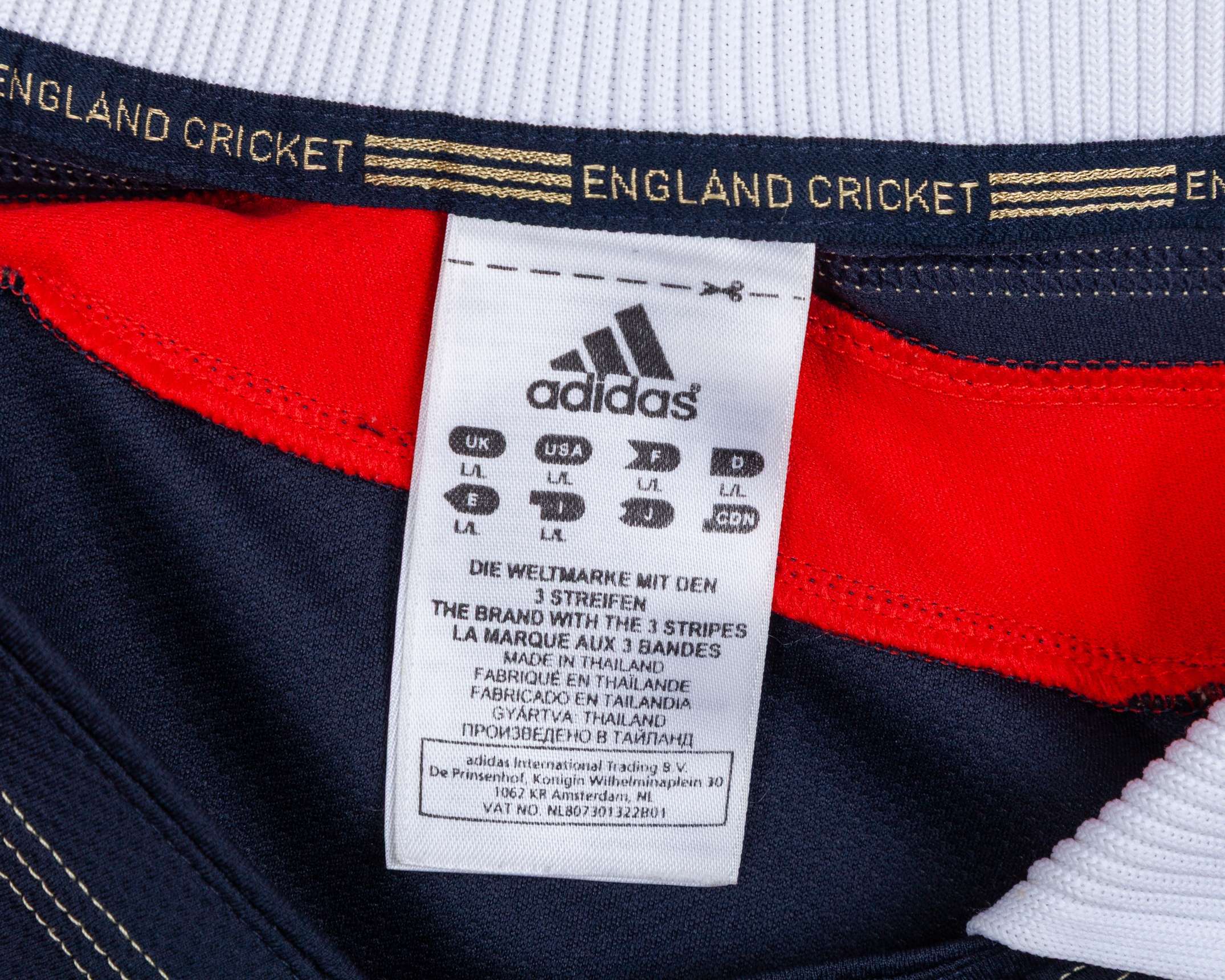 Tim Bresnan blue No.20 England ODI autographed short-sleeved cricket shirt, 2010 - Image 4 of 5