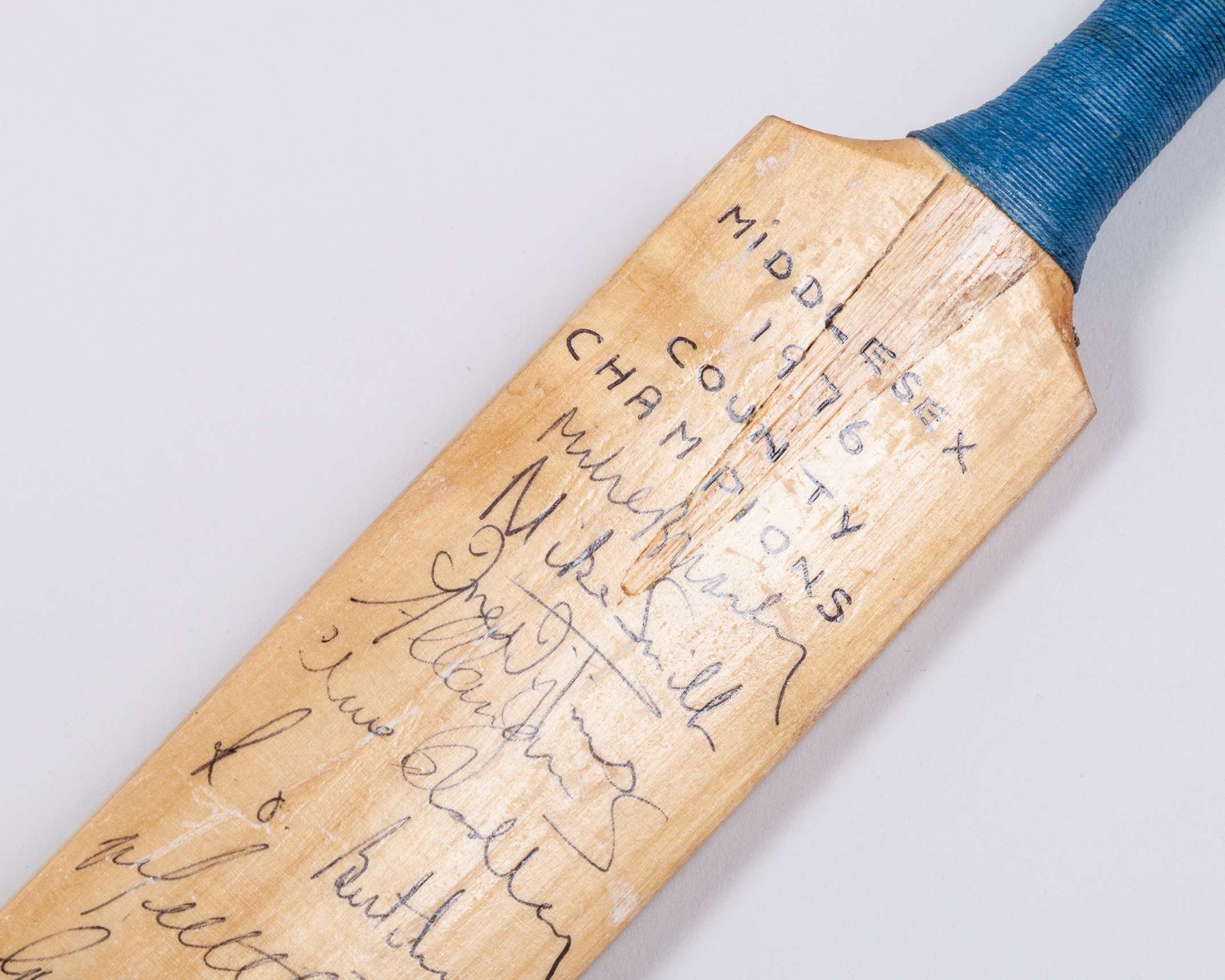 A Don Bradman black and white signed magazine signed photograph&nbsp; - Image 10 of 12