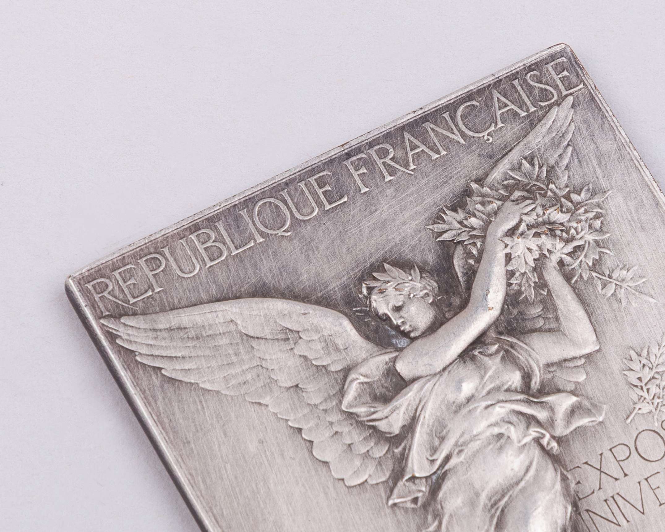 Paris 1900 Olympic Games winner's medal plaque, designed by F. Vernon - Image 3 of 4