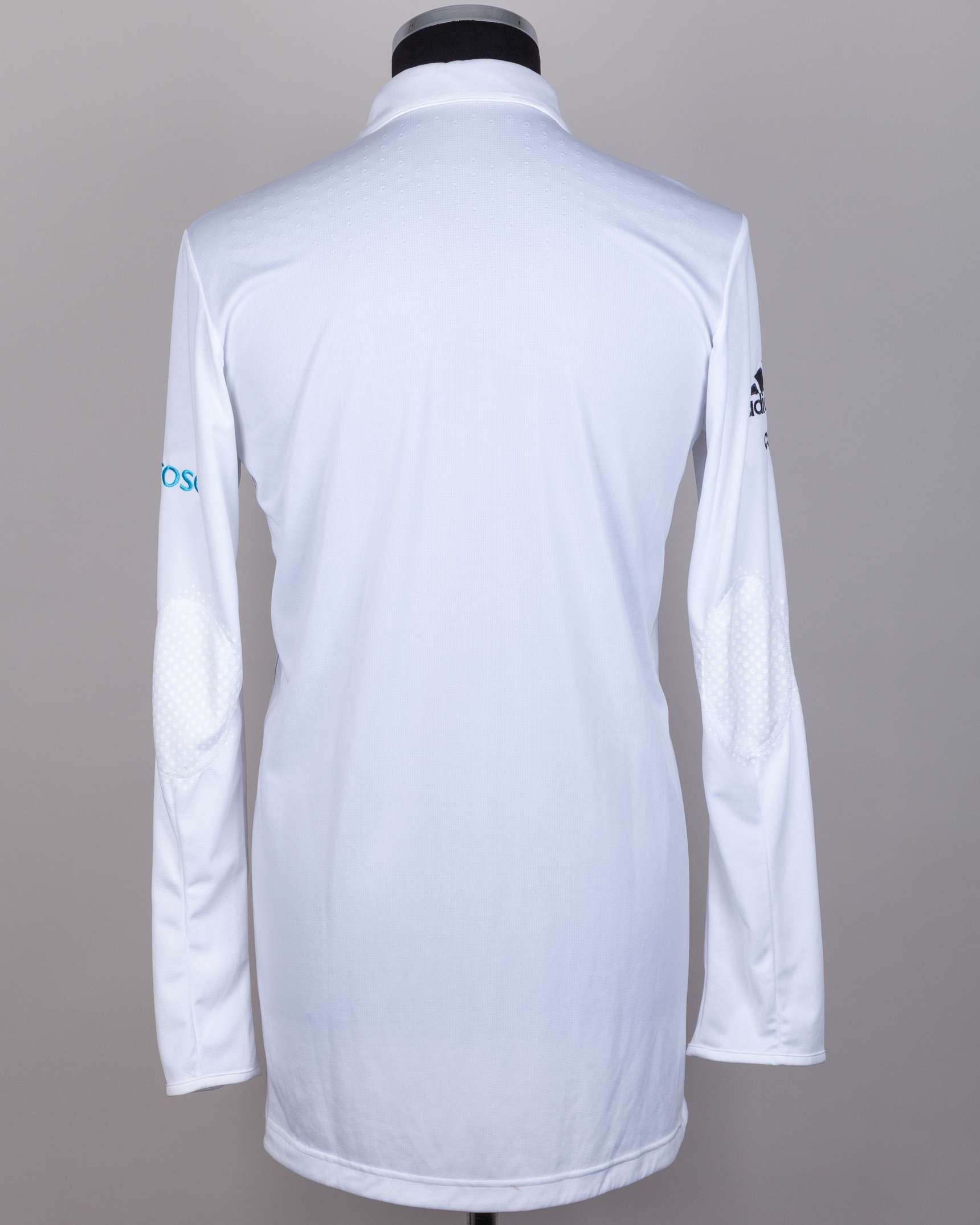 Chris Jordan England v. India autographed cricket white long-sleeved shirt, 2014 - Image 2 of 8