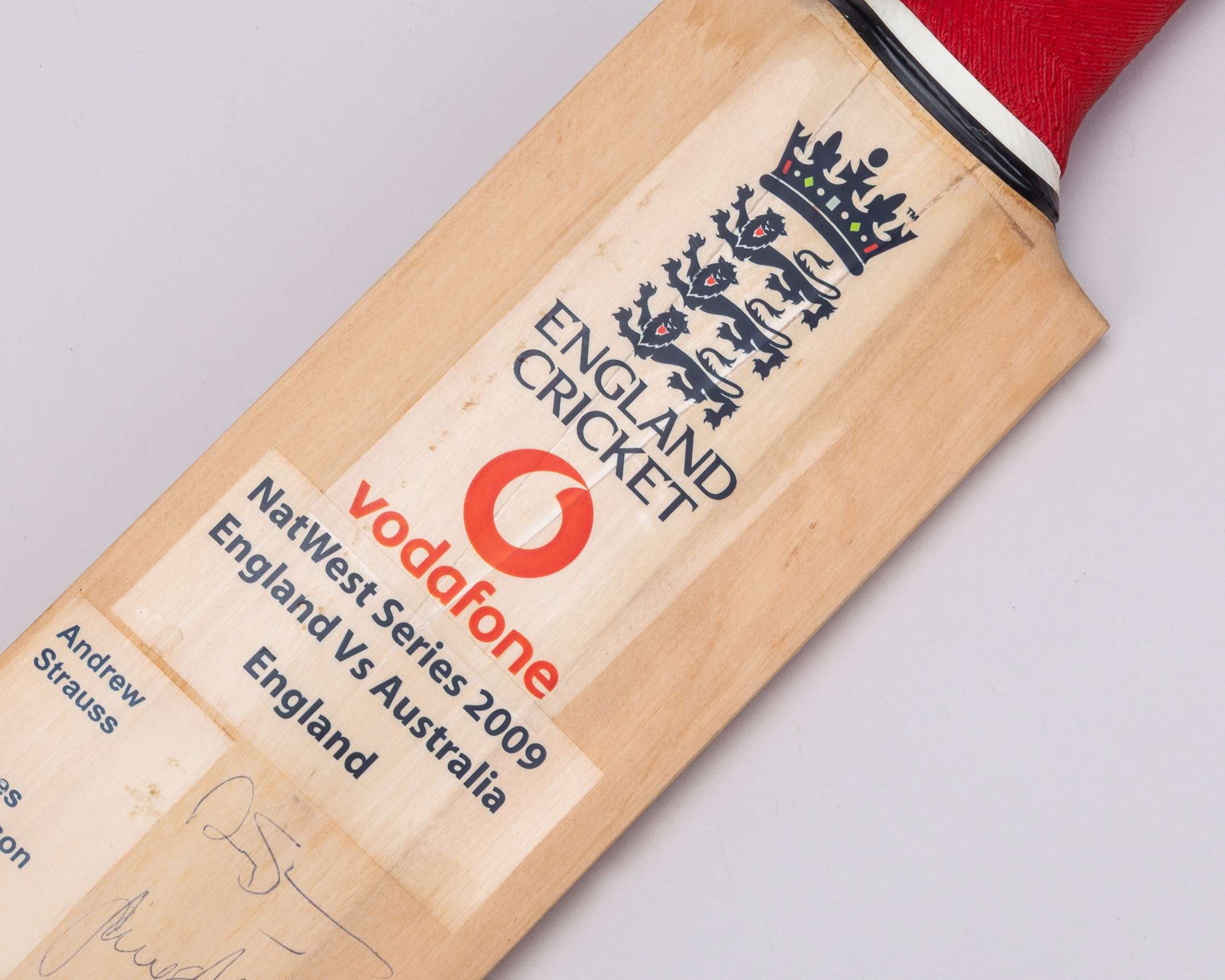 England v. Australia NatWest series 2009 autographed cricket bat - Image 3 of 6