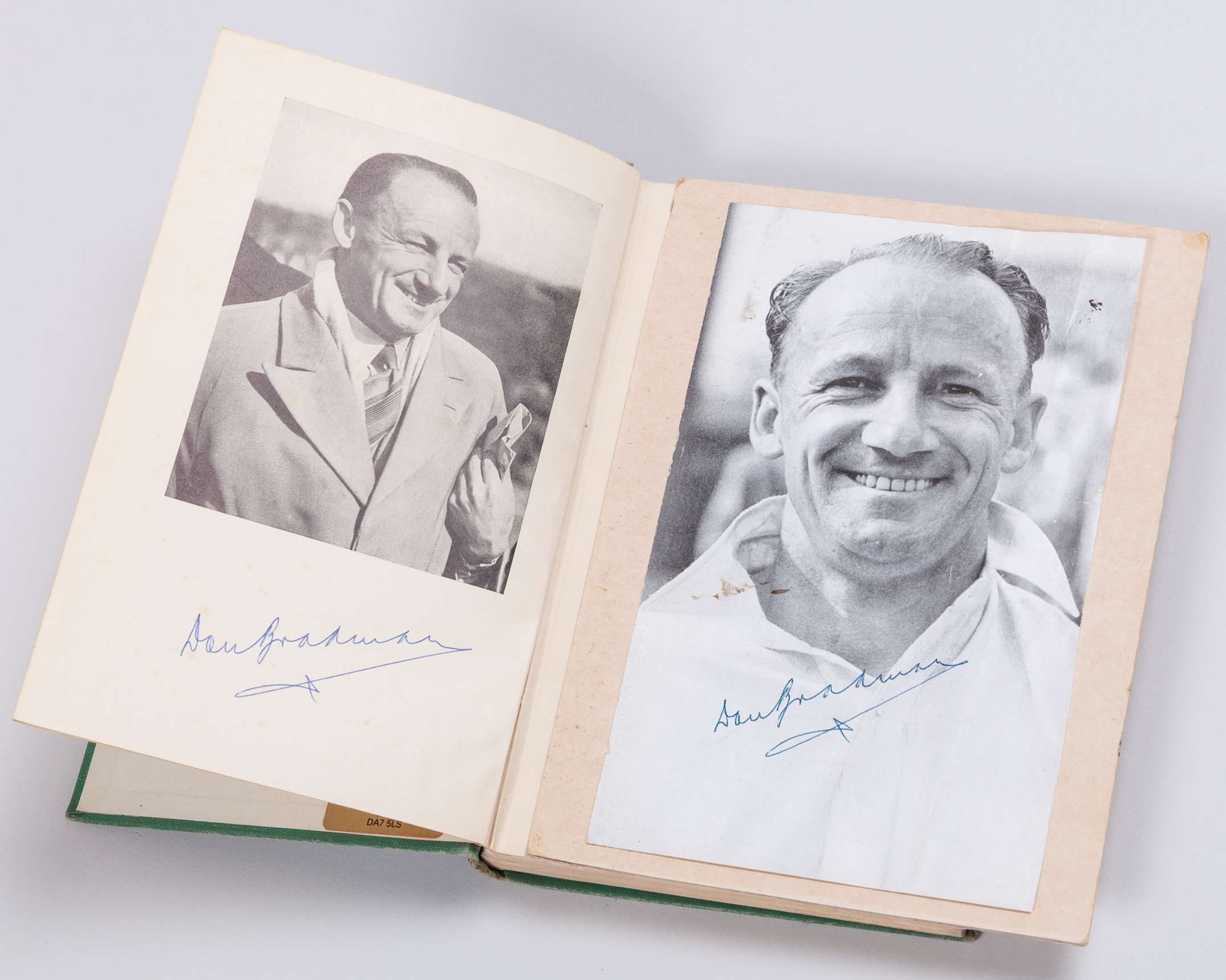A Don Bradman black and white signed magazine signed photograph&nbsp; - Image 2 of 12