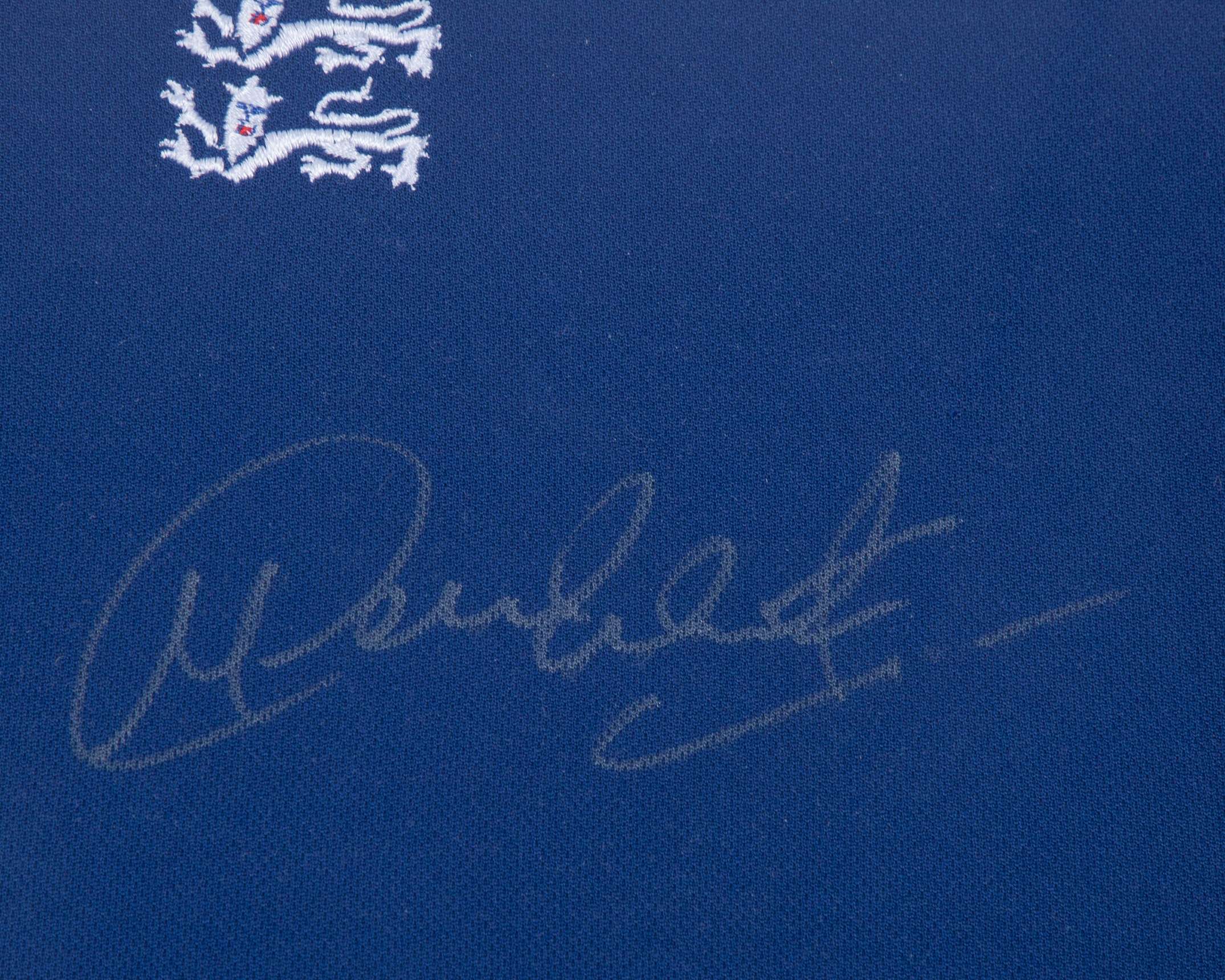 Sachin Tendulkar and Michael Vaughan autographed blue and red England cricket replica shirt - Image 2 of 5