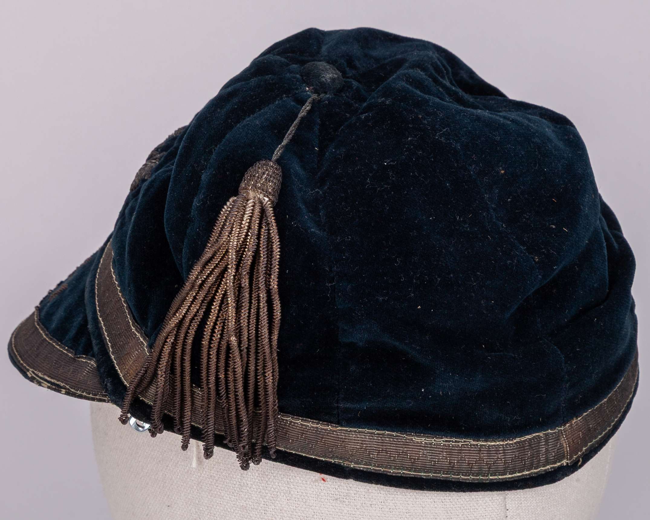 A blue Scotland v England Cap, 1914 - Image 5 of 12