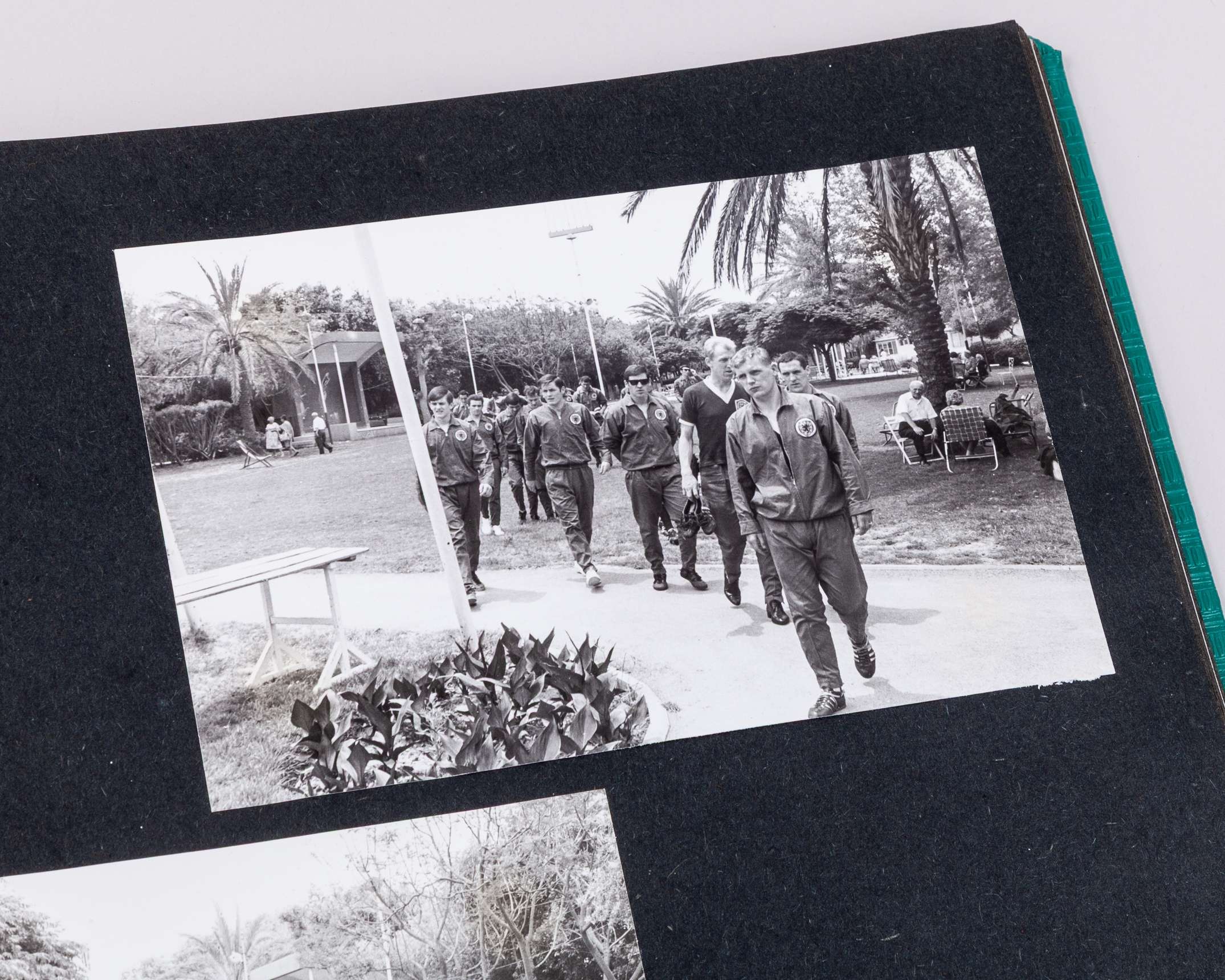 Israel v Scotland May 1967 a commemorative photograph album from the Israel F.A.&nbsp; - Image 4 of 8