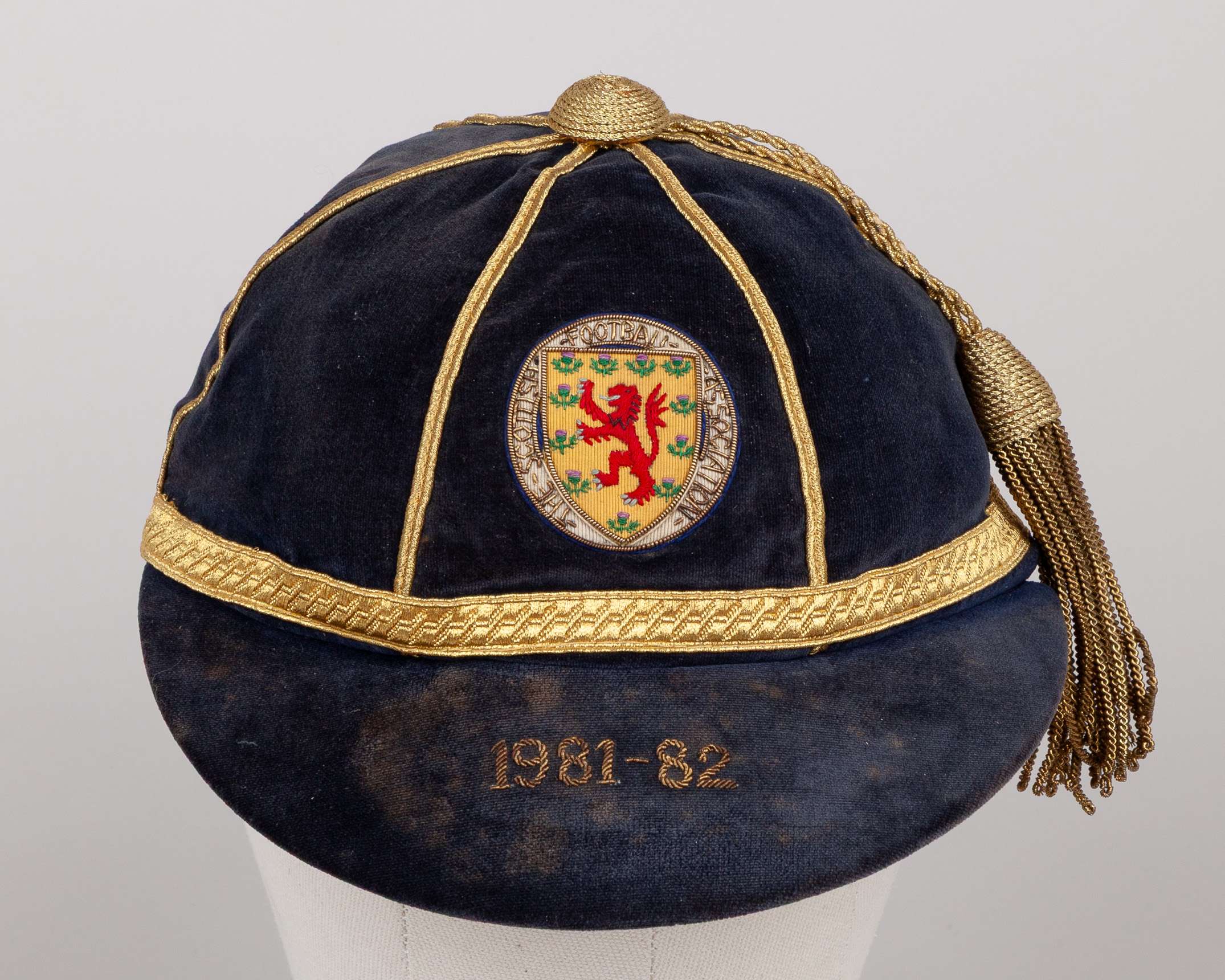 Billy Thomson blue Scotland v. Portugal International Cap, 1981-82