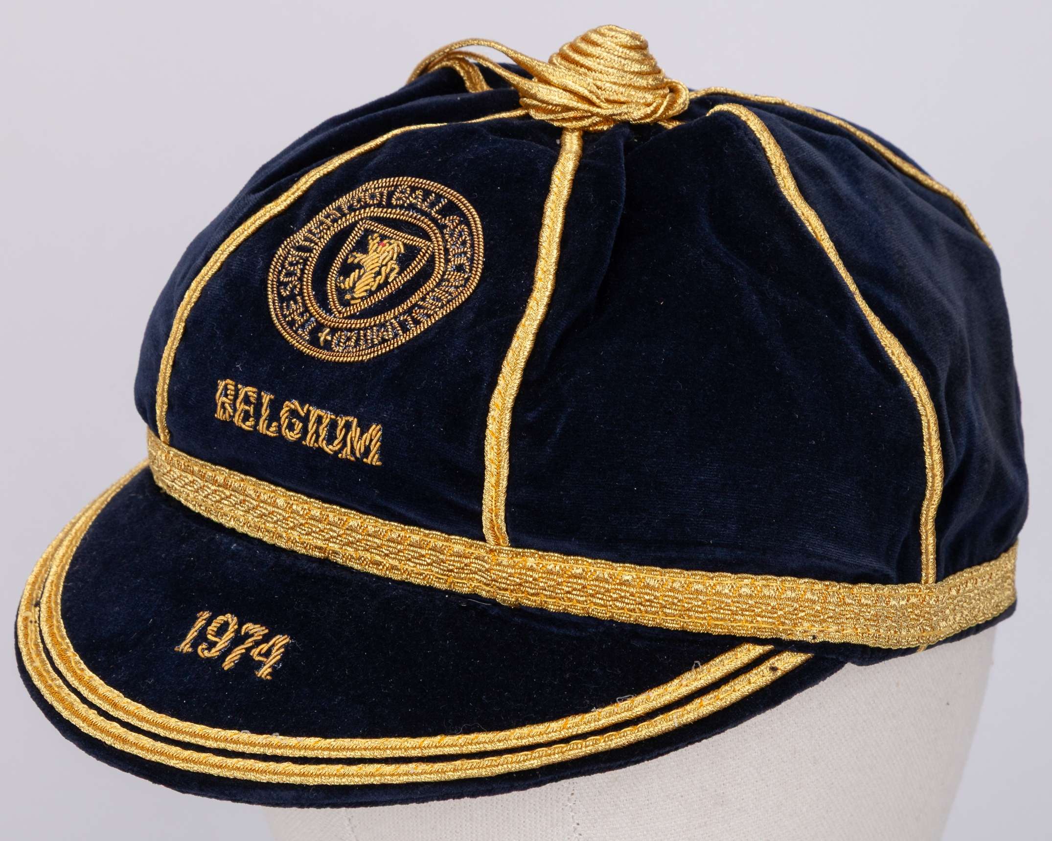 Willie Morgan blue Scotland v. Belgium International cap, 1974 - Image 2 of 7