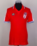 Pat Heard red No.16 England airtex Youth short-sleeved shirt, 1978