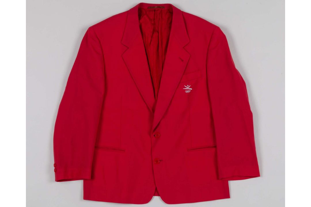 Red 1992 Barcelona Olympics single-breasted blazer by El Corte Ingles - Image 1 of 5