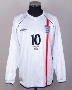 Michael Owen white, red and blue No.10 England match prepared long-sleeved shirt, 2002