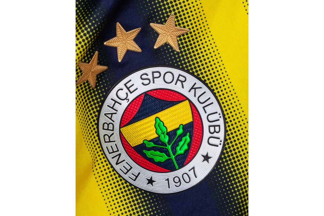 Selcuk Sahin blue and yellow No.21 Fenerbahce v. Galatasaray match issued shirt, 2013 - Image 3 of 10