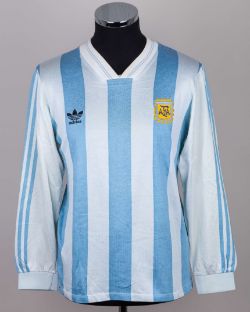 Argentina - Diego Cholo Simeone blue and white Argentina match issued long-sleeved shirt,1993