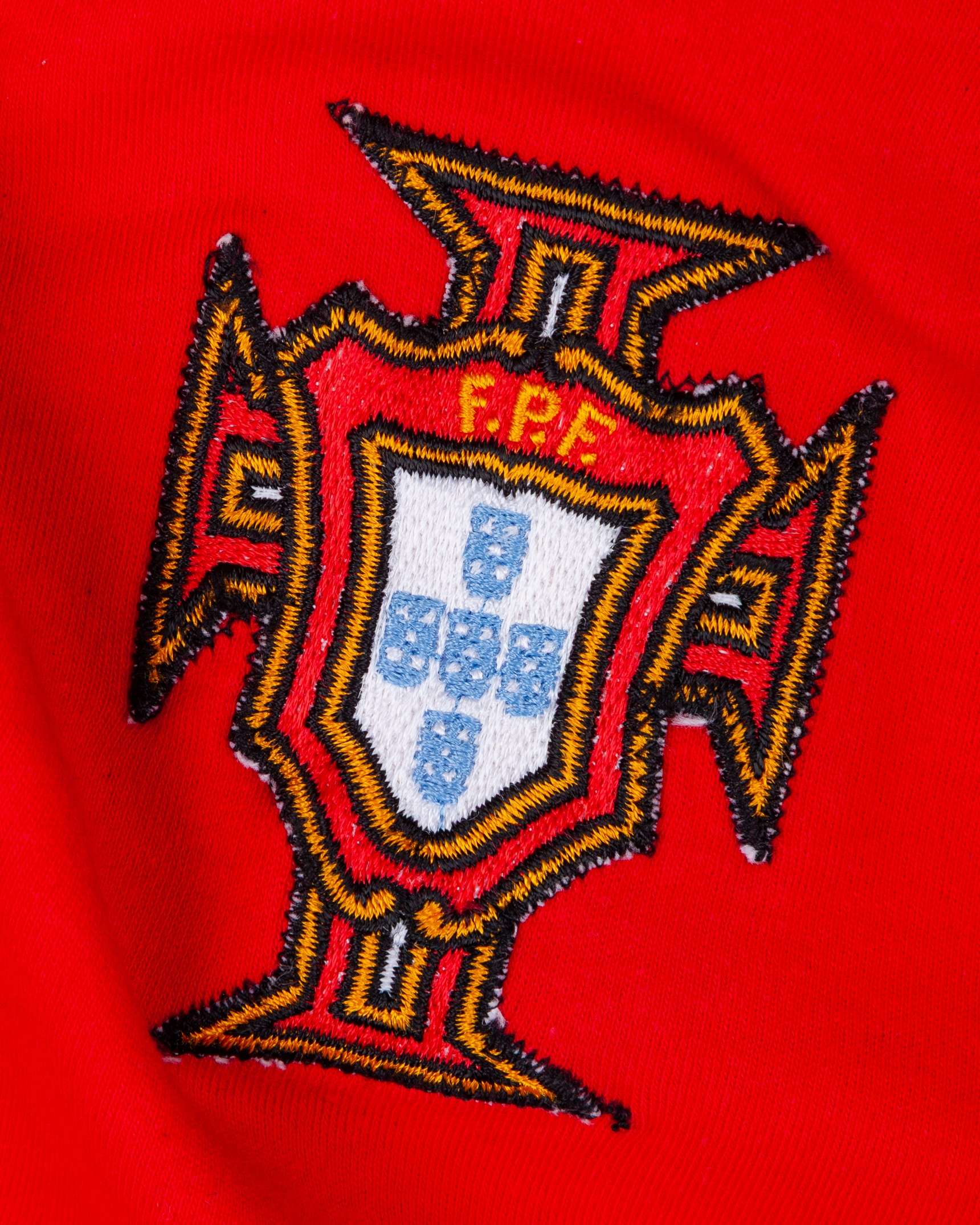 Portugal - rare red and green No.5 Portugal v. USSR match worn short-sleeved shirt, 1983 - Image 3 of 4
