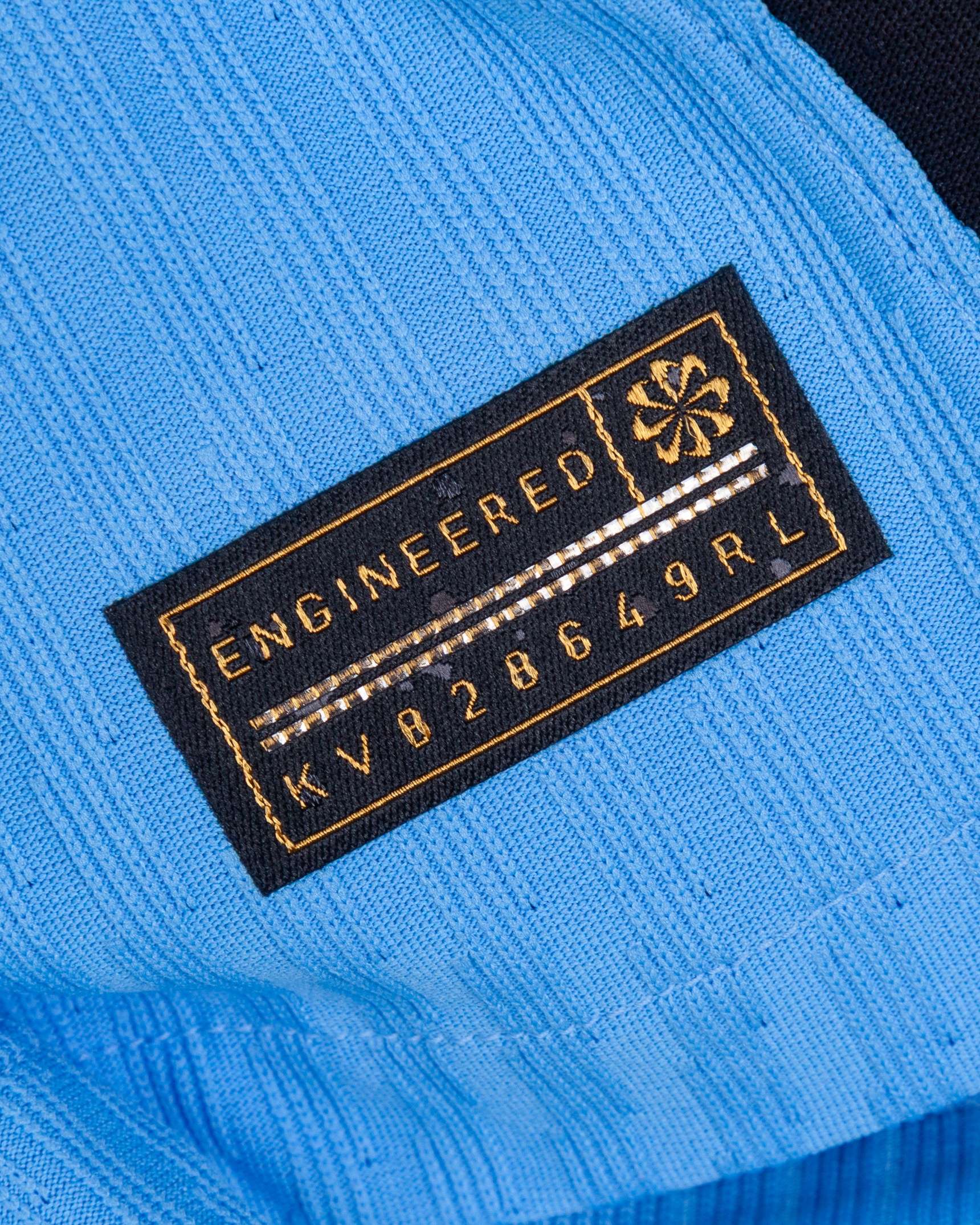 Uruguay - Rodrigo Bentancur sky-blue No.6 Uruguay match issued short-sleeved shirt - Image 5 of 7