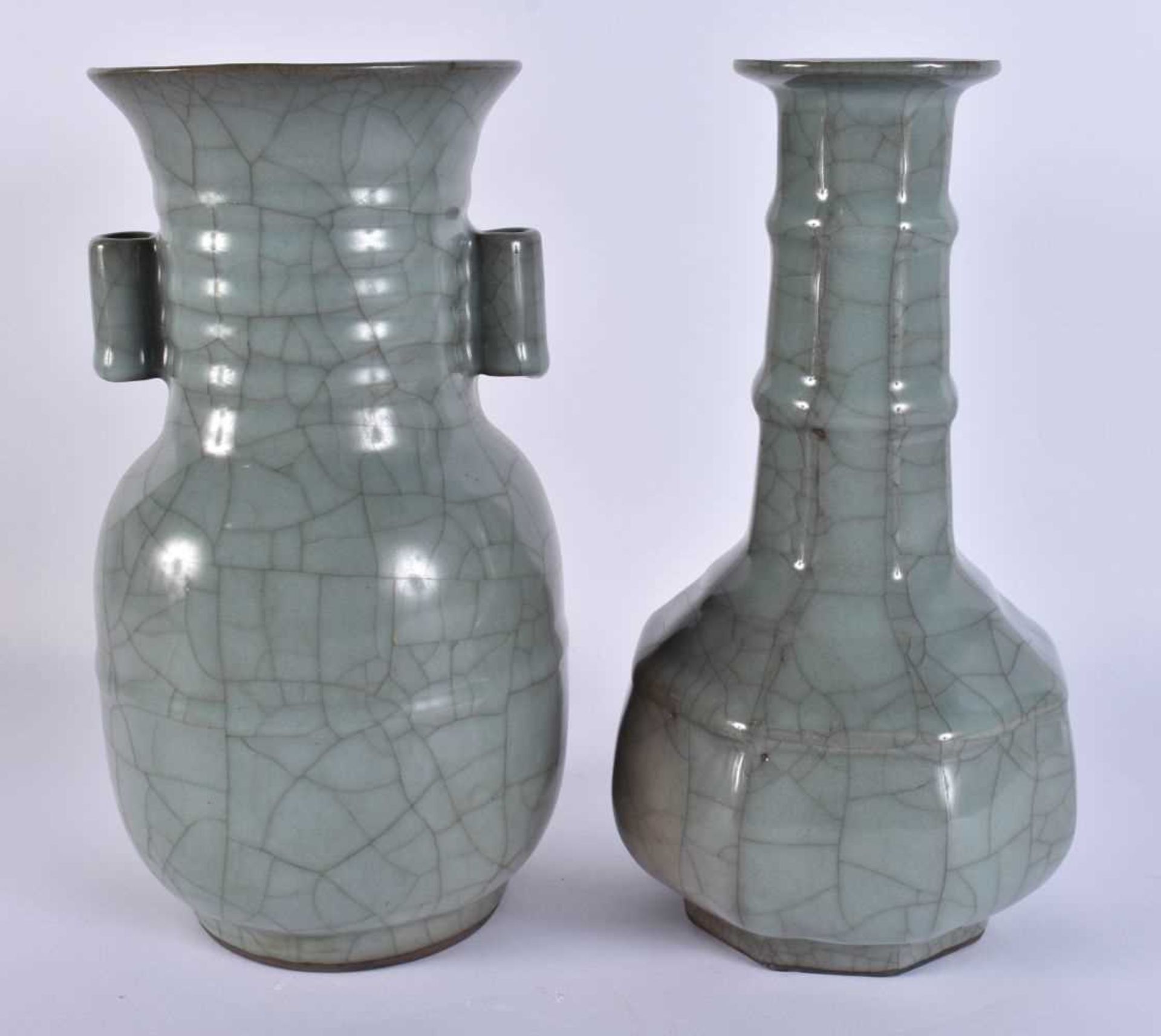 TWO CHINESE SUNG TYPE POTTERY VASES. 23 cm high. (2) - Image 3 of 5