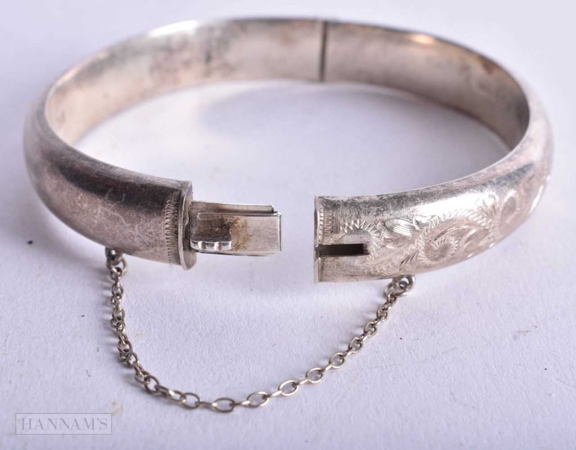 A 1960S ENGLISH SILVER BANGLE. 17 grams. 5.75 cm wide. - Image 3 of 3