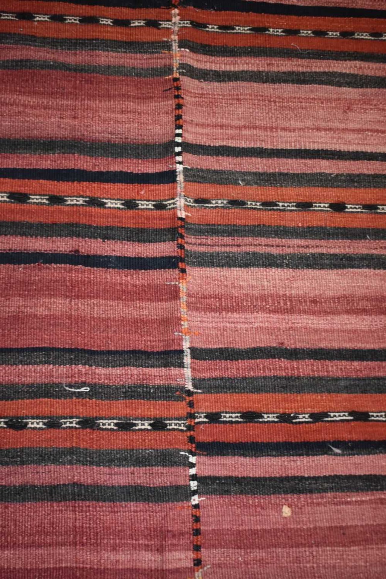 An Anatolian Kilim runner 300 x 142cm - Image 7 of 12