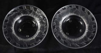 A PAIR OF FRENCH LALIQUE GLASS BIRD DISHES. 9.5 cm wide.