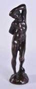 A FINE ANTIQUE EUROPEAN BRONZE FIGURE OF A NUDE MALE modelled clutching his head. 21 cm high.