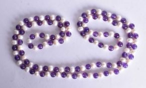 A HARD STONE Bead Necklace. 122cm long. weight 119g