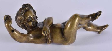 AN 18TH/19TH CENTURY GRAND TOUR BRONZE FIGURE OF A PUTTI modelled with one arm raised. 19 cm high.