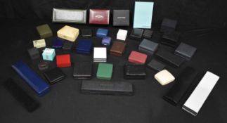 A collection of jewellery and wrist watch boxes 24cm (38)