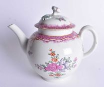 18th century Worcester teapot and cover painted in Chinese export style with pink scale (tight