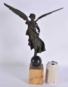 AN 18TH/19TH CENTURY GRAND TOUR BRONZE FIGURE OF NIKE (WINGED VICTORY) modelled upon a sienna marble