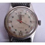 A VINTAGE WRIST WATCH. Running. 3.25 cm wide.