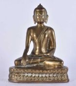 A SOUTH EAST ASIAN BRONZE BUDDHA. 22 cm x 12 cm.