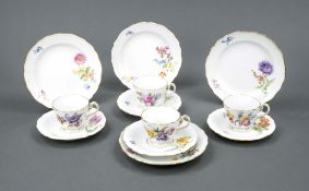4 Gedecke, Meissen. Polychrome Blüm