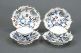 2 Tassen mit 4 UT, Meissen, Knaufs