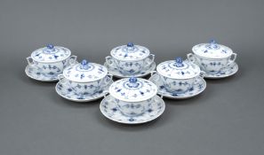 6 Suppentassen mit Deckel und UT, R