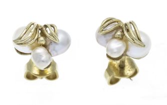 Pearl Stud Earrings GG 585/000 with 6 slightly baroque, multicolored freshwater pearls, 5.3–3.6