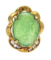 Single jade clip-on earring GG 750/000 with an oval jade cabochon 10.8 x 8.5 x 1.7 mm, green,