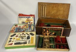 A VINTAGE BOX CONTAINING LARGE QUANTITY OF VINTAGE MECCANO ALONG WITH AS CLEARED MARKLIN AND A