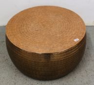 AN EASTERN COPPER FINISH CIRCULAR OCCASIONAL TABLE, W 70, H 37CM.