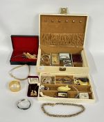 JEWELLERY BOX AND CONTENTS TO INCLUDE VINTAGE MARCASITE EXAMPLES, ROLLED GOLD BANGLE,