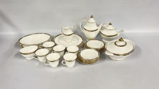 A ROYAL DOULTON FORSYTH H 5197 TEA AND DINNER SET.