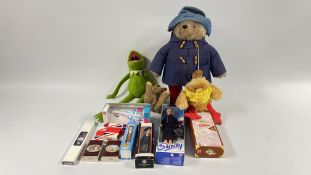 A BOX OF VINTAGE TOYS TO INCLUDE PADDINGTON BEAR, KERMIT THE FROG,