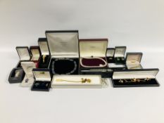 A LARGE GROUP OF BOXED JEWELLERY TO INCLUDE NECKLACES, CUFF LINKS, CHARM BRACELET ETC.