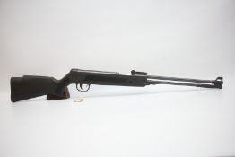 SMK UNDER LEVER AIR RIFLE .