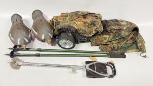 SHOOTING ACCESSORIES TO INCLUDE DECOY PIGEONS, STALKING STICKS, NIGHT BLASTER LAMP, CAMO JACKET.