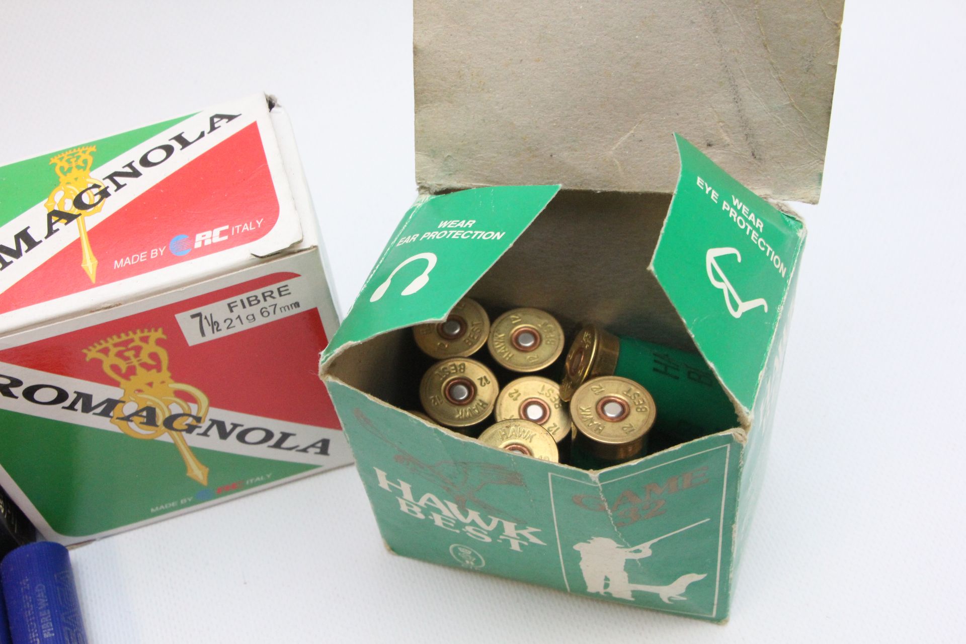APPROX 300 12 GAUGE CARTRIDGES TO INCLUDE SAGA EURO TRAP 28 GRAM 7.5 SHOT + QUANTITY LOOSE. - Image 13 of 14