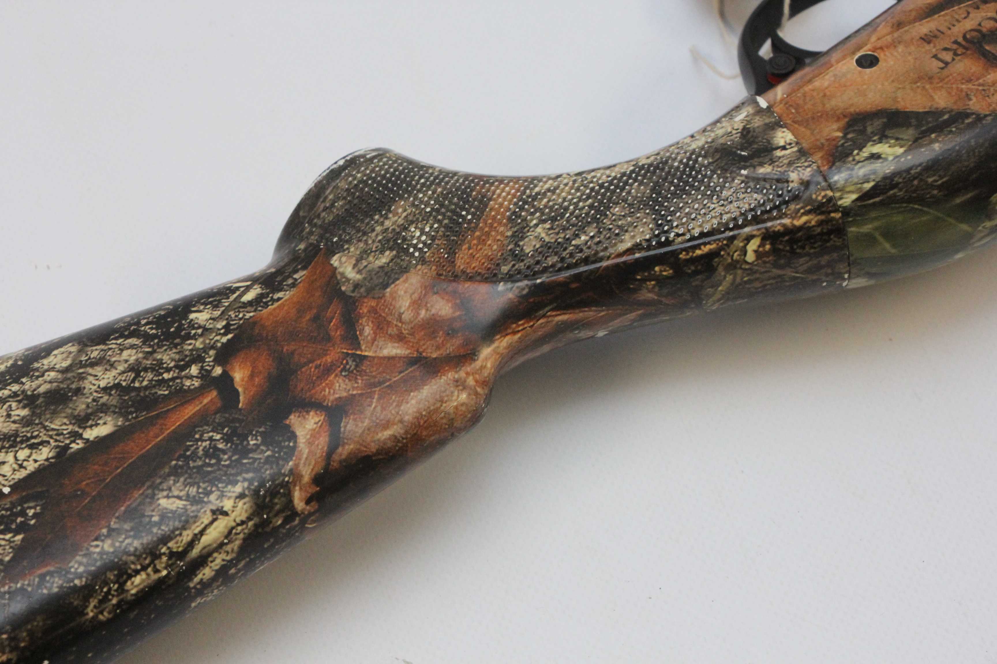 RFD SALE ONLY - HATSAN ESCORT MAGNUM 12 GAUGE SEMI AUTO THREE SHOT SHOTGUN, - Image 11 of 17
