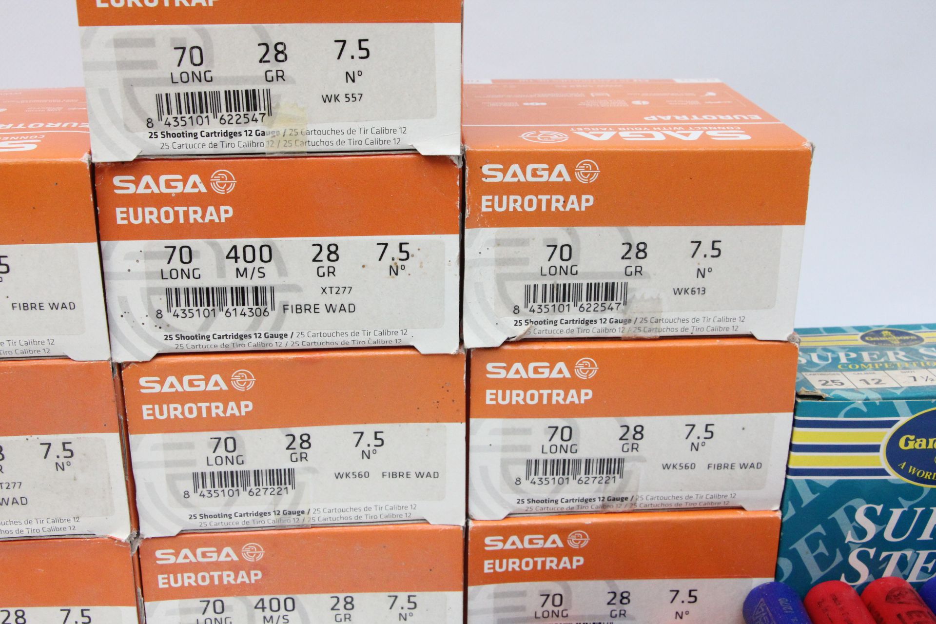 APPROX 300 12 GAUGE CARTRIDGES TO INCLUDE SAGA EURO TRAP 28 GRAM 7.5 SHOT + QUANTITY LOOSE. - Image 3 of 14
