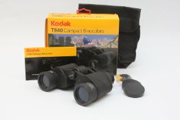 PAIR KODAK T840 8 X 40 MAGNIFICATION COMPACT BINOCULARS BOXED WITH TRAVEL CASE.