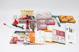 LEE 1000 PROGRESSIVE PRESS PLUS VARIOUS SPARES TO INCLUDE DIES AND LITERATURE.