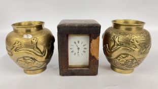 A VINTAGE BRASS FINISH CARRIAGE CLOCK IN FITTED CASE,